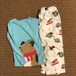 Adorable Winter/ Christmas Pajamas! Carter’s 2T